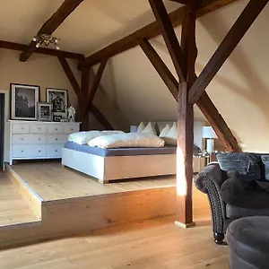 Altbauwohnung Mit Fachwerk Apartment